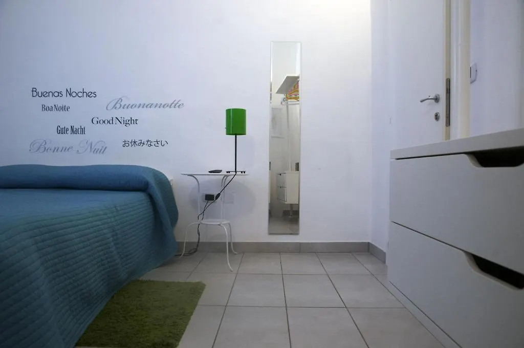 Behouse Room And Breakfast Naples 3*,
