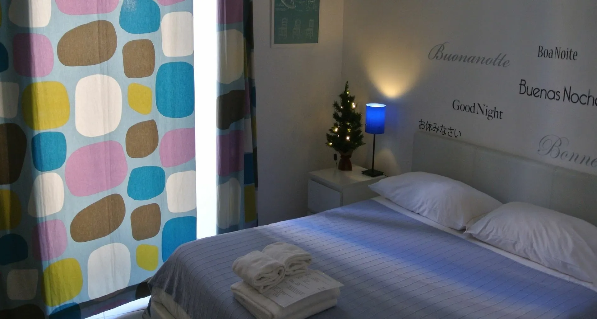 Behouse Room And Breakfast Naples Italy